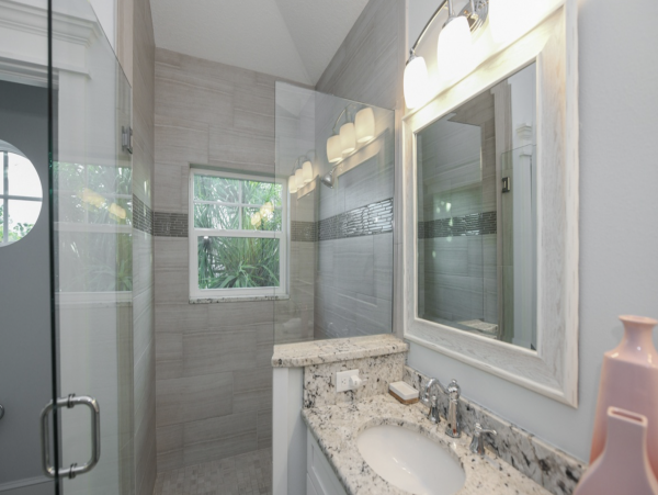 Luxury 5 Bedroom Anna Maria Island Short Walk to Beach